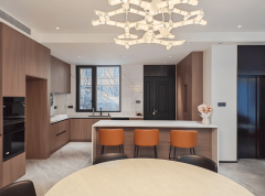 持久口碑堆集而非短期营